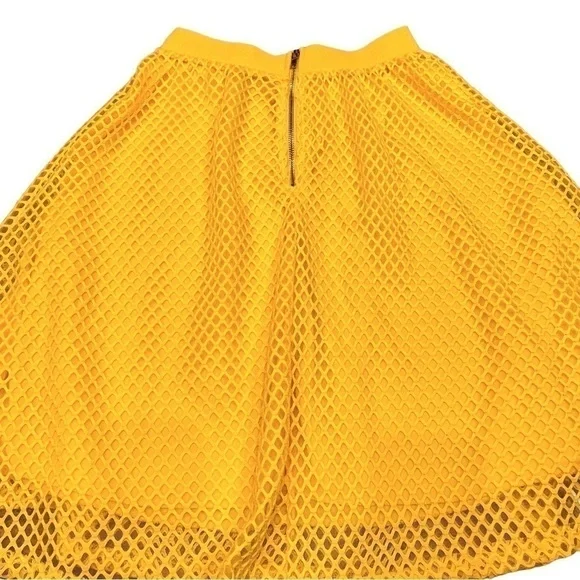 METRO Wear Women’s Yellow Diamond Mesh Pleated Flowy Modern A Line Skirt, Size S - Picture 11 of 13